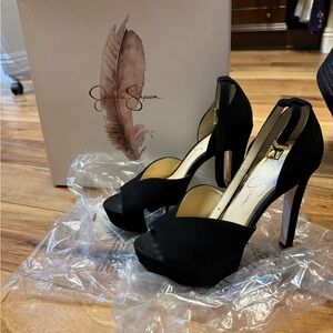 Jessica Simpson Elegant Black Peep-Toe Heels